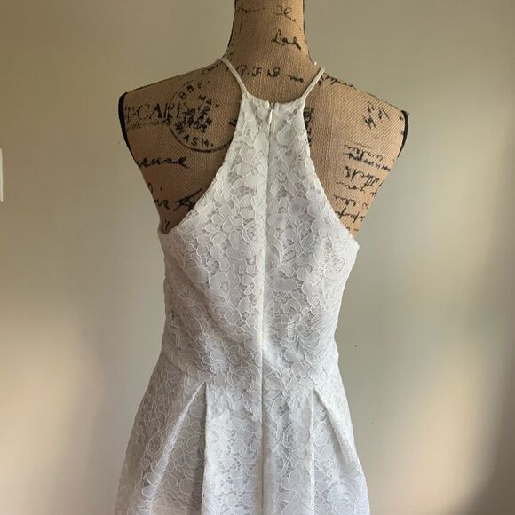 Francesca’s white lace dress size M - Picture 6 of 16